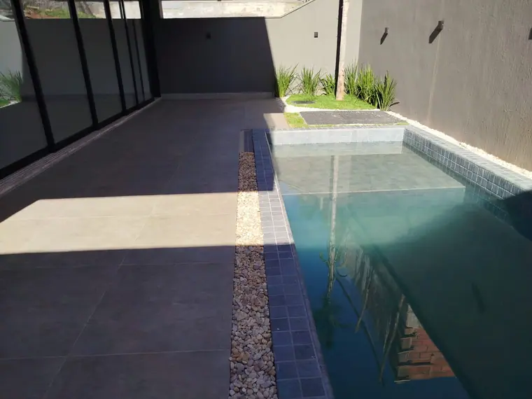 Casa com 4 suítes, com frente para a mata, Condomínio Jardins Capri, foto 6
